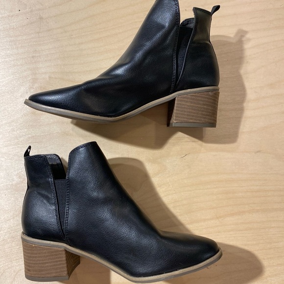 Dr. Schools Ankle Booties Size 7 M (JZ) - Picture 1 of 15